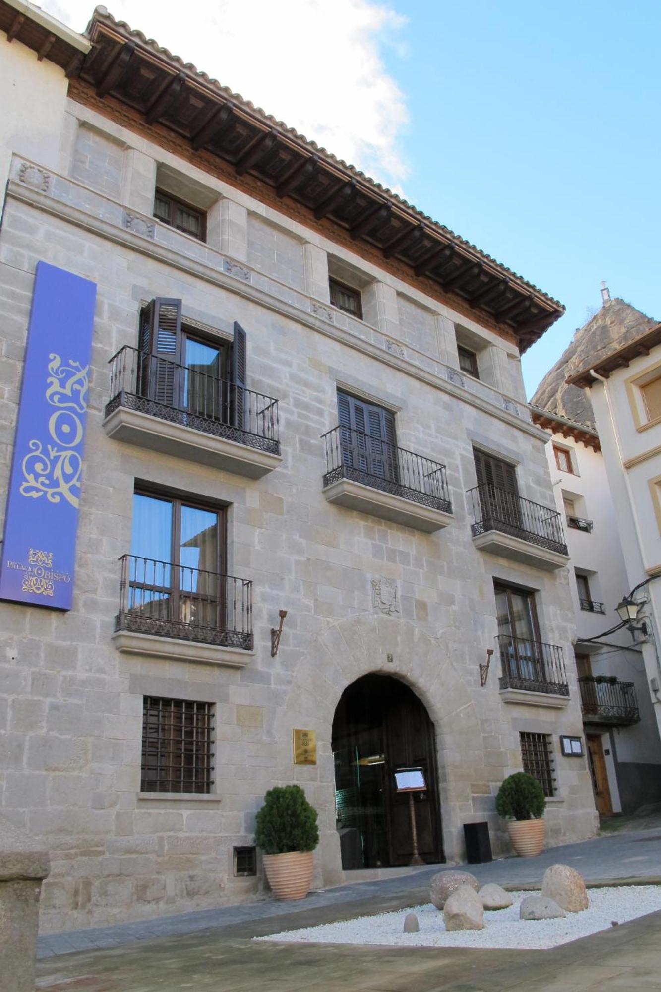 Hotel Palacio Del Obispo Граус Экстерьер фото