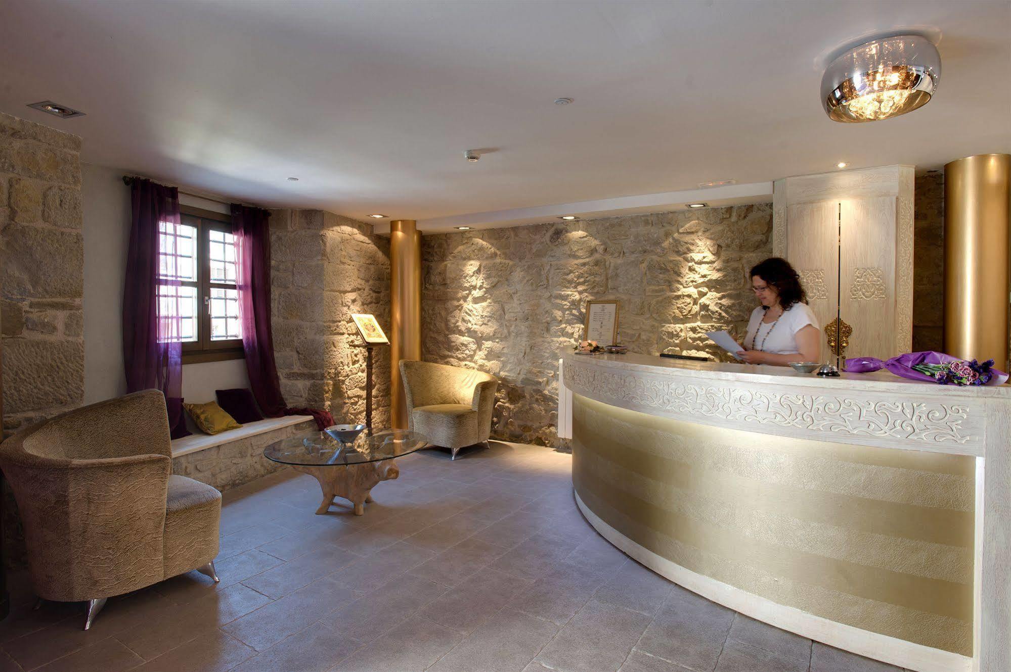 Hotel Palacio Del Obispo Граус Экстерьер фото